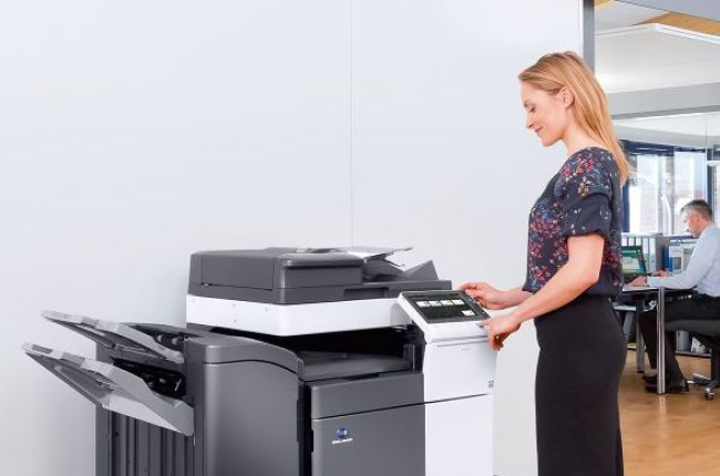 DocuWare document management illustration